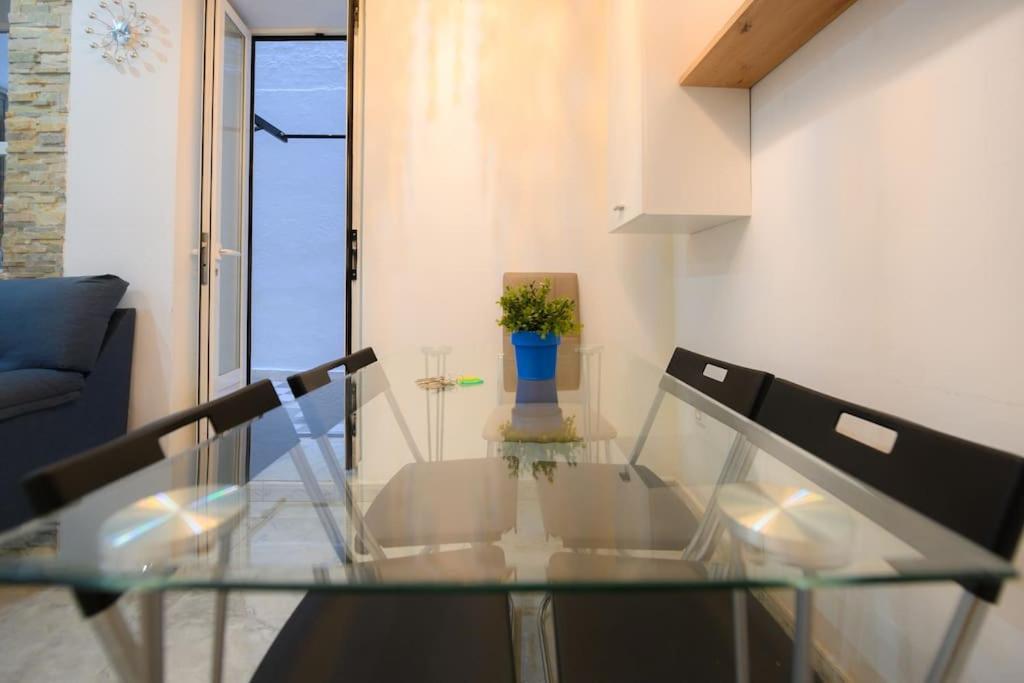 Encantador Apartamento Temporal Centrico Con Patio Privado Mpe51 Lägenhet Madrid Exteriör bild